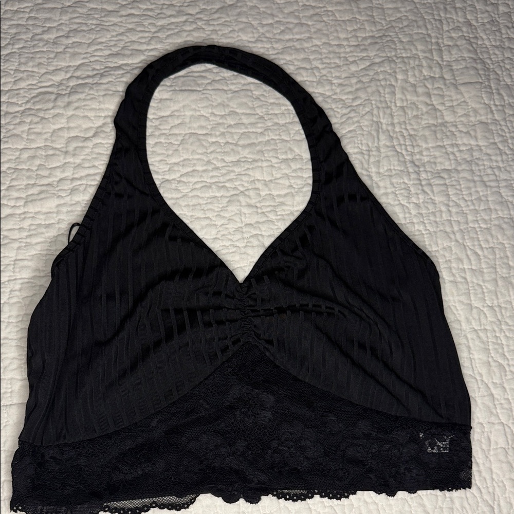 SHEIN Black Lace Trim Halter Bralette
